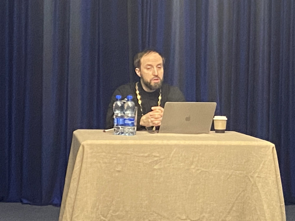 image-10-12-25-06-01-2