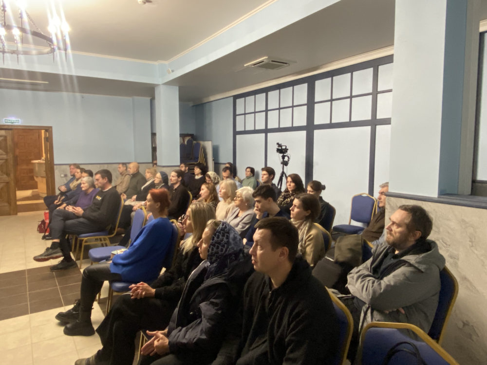 image-10-12-25-06-01